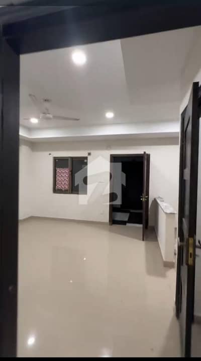 2-Bed Apartment Size 1050 Sq/Ft 8 Th Floor