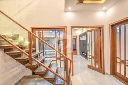 10 Marla Modern Design Luxury House Available For Sale 10 Marla Modern Design Luxury House Available For Sale