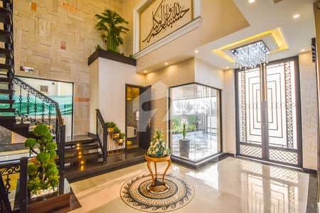 10 MARLA LUXURIOUS MODERATE HOUSE WITRH BASEMENT AVAILABLE FOR SALE 10 MARLA LUXURIOUS MODERATE HOUSE WITRH BASEMENT AVAILABLE FOR SALE