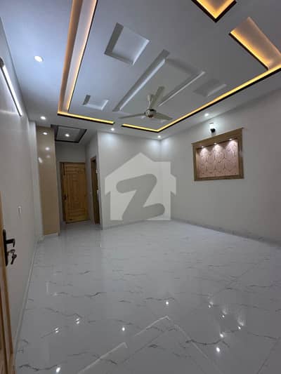 ٹاپ سٹی 1 اسلام آباد میں 2 کمروں کا 10 مرلہ زیریں پورشن 80.0 ہزار میں کرایہ پر دستیاب ہے۔