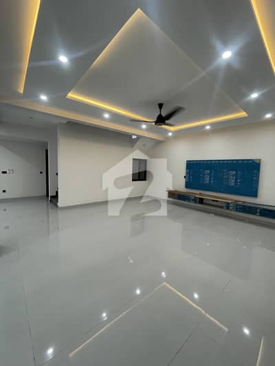 BEAUTIFUL LOCATION BRAND NEW HOUSE FOR RENT
