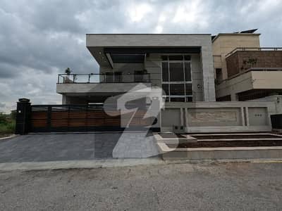 On Excellent Location House Available For Sale In D-12