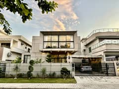 1 Kanal Elegantly Designed Slightly Used House For Sale In DHA-2 1 Kanal Elegantly Designed Slightly Used House For Sale In DHA-2