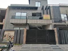 A Centrally Located House Is Available For Sale In Lahore