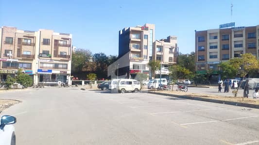 بحریہ گرینز بحریہ ٹاؤن راولپنڈی,راولپنڈی میں 7 مرلہ کمرشل پلاٹ 6.0 کروڑ میں برائے فروخت۔ بحریہ گرینز بحریہ ٹاؤن راولپنڈی,راولپنڈی میں 7 مرلہ کمرشل پلاٹ 6.0 کروڑ میں برائے فروخت۔
