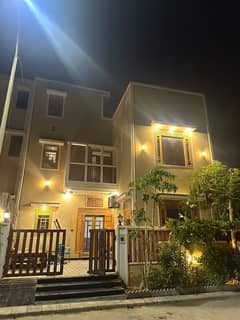 نیا ناظم آباد کراچی میں 5 کمروں کا 6 مرلہ مکان 5.65 کروڑ میں برائے فروخت۔