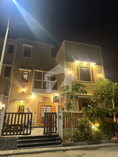 نیا ناظم آباد کراچی میں 5 کمروں کا 6 مرلہ مکان 5.75 کروڑ میں برائے فروخت۔