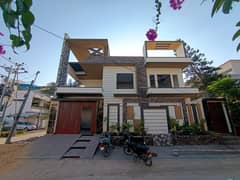BRAND NEW Victorian Style 400 Sq. Yd BUNGALOW FOR SALE IN GULISTAN E JAUHAR