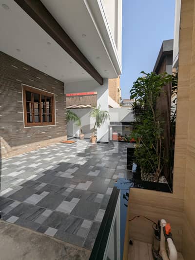 Brand New 400 Sq. Yd Ultra Luxurious Bungalow For Sale In Gulistan-E- Jauhar