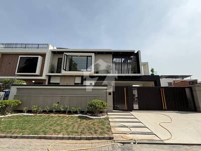 Prime Location Buch Executive Villas House For Sale Sized 16 Marla