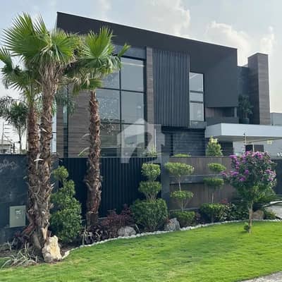 20 Marla Brand New Modern House For Sale