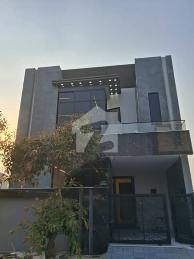 Experience Elite Living 5 Marla Luxury Designer House in DHA Phase 5 (Sector F), Islamabad