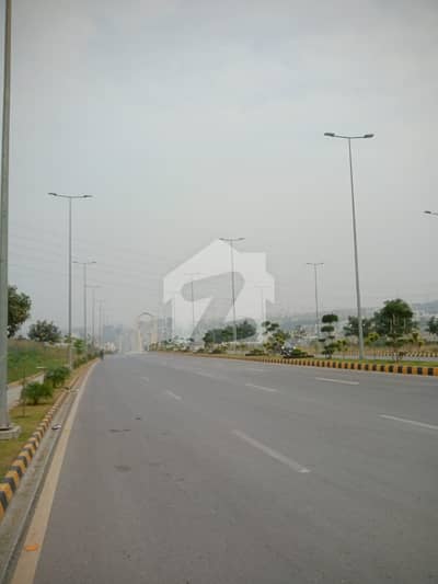 Top Heighted ,Solid, And Level It Very Near To Masjid ,Park ,Commercial