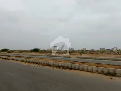 پینینزولیا کمرشل ایریا ڈی ایچ اے فیز 8,ڈی ایچ اے ڈیفینس,کراچی میں 16 مرلہ کمرشل پلاٹ 45.0 کروڑ میں برائے فروخت۔