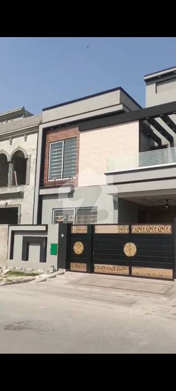 5 Marla Brand New House For Sale
