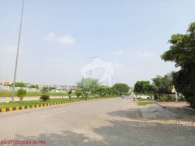 جی ۔ 14/1 جی ۔ 14,اسلام آباد میں 7 مرلہ رہائشی پلاٹ 1.4 کروڑ میں برائے فروخت۔