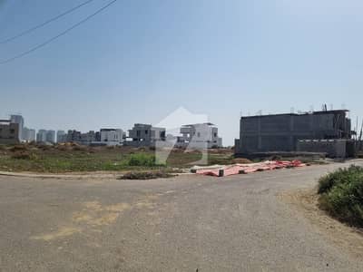 CHANCE DEAL 500 YARDS SAHIL STREET ABOVE CENTRAL AVENUE WEST OPEN IDEAL LOCATED REASONABAL PRICE FAST DEVELPED AREA CONSTRUCTION ZONE PRICE 825/