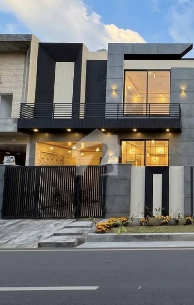 Modern Brand New A+ House C Block Park For Sale Modern Brand New A+ House C Block Park For Sale