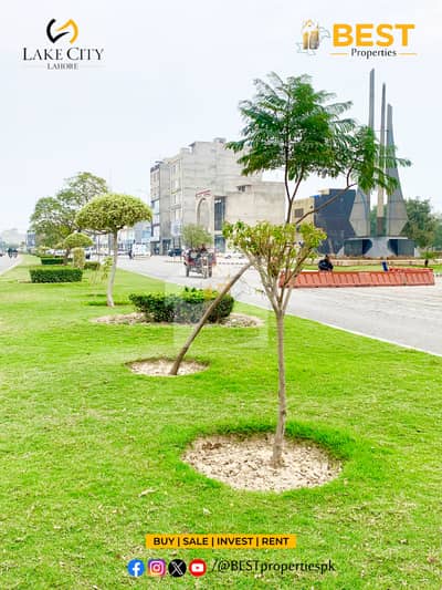 10.66 Marla Downtown Premiere Commercial Building neat Tim Hortons & Tehzeeb Bakers 150 Feet LDA Structured Road Lahore