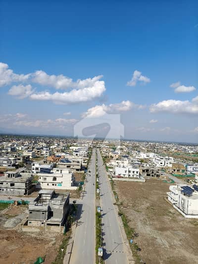 ڈی ایچ اے ڈیفنس - سیکٹر پرزم ڈی ایچ اے ڈیفینس,پشاور میں 1 کنال رہائشی پلاٹ 2.95 کروڑ میں برائے فروخت۔