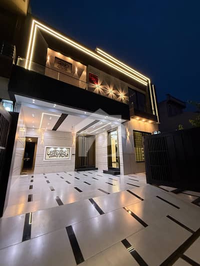 10 Marla Ultra Modern House Available in LDA Avenue 1 Lahore 10 Marla Ultra Modern House Available in LDA Avenue 1 Lahore