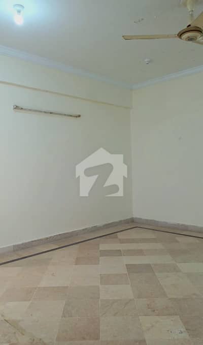 D17 2 Ground Portion 3 bed Tv L Gas For Rent