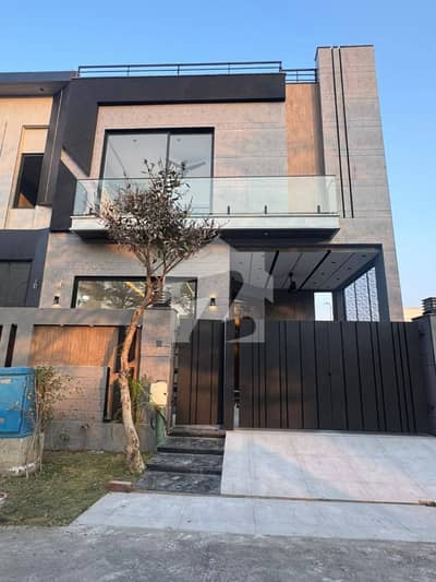 1 Years Installment Plan Luxury 5 Marla Brand New House In Park View City Lahore