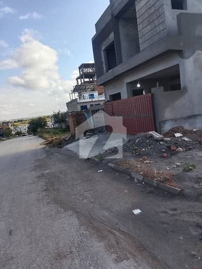جناح گارڈنز فیز 1 جناح گارڈنز,ایف ای سی ایچ ایس,اسلام آباد میں 5 مرلہ رہائشی پلاٹ 80.0 لاکھ میں برائے فروخت۔ جناح گارڈنز فیز 1 جناح گارڈنز,ایف ای سی ایچ ایس,اسلام آباد میں 5 مرلہ رہائشی پلاٹ 80.0 لاکھ میں برائے فروخت۔
