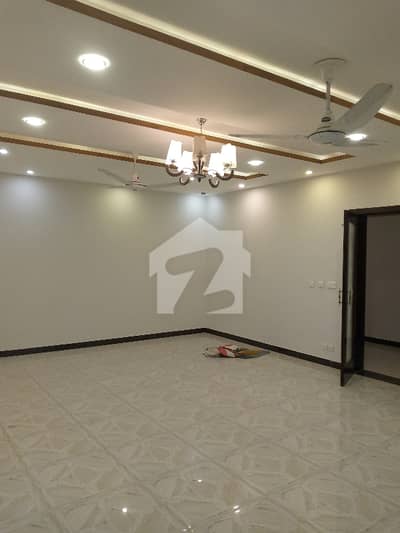 DHA 2 Islamabad 1 Kanal Full House Available For Sale