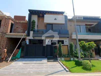 Book House Today In Park View City - Tulip Overseas