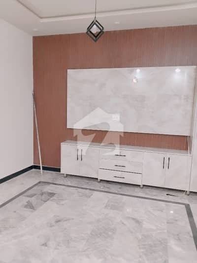 7 MARLA BRAND NEW UPPER PORTION FOR RENT IN JINNAH GARDEN