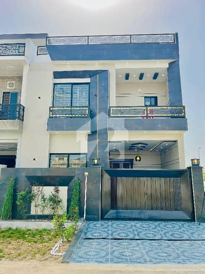 5 Marla Brand New Modern Lurxury House Available For Sale