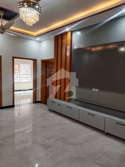 7 MARLA BRAND NEW UPPER PORTION FOR RENT IN JINNAH GARDEN