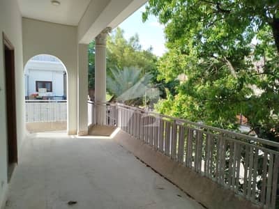 F-10 Beautiful Three Storey House Available For Rent F-10 Beautiful Three Storey House Available For Rent