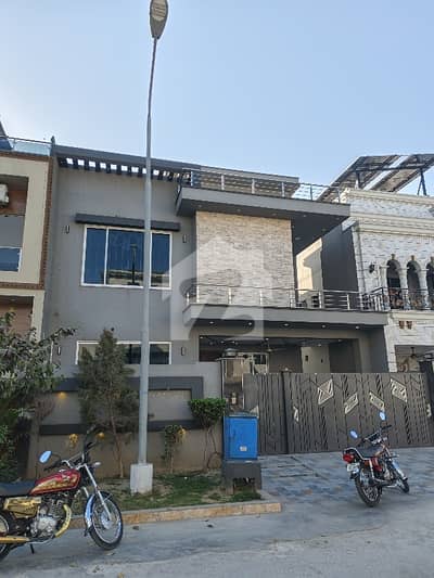 10 Marla House Is Available For Rent In Ideal Location Of Dc Colony