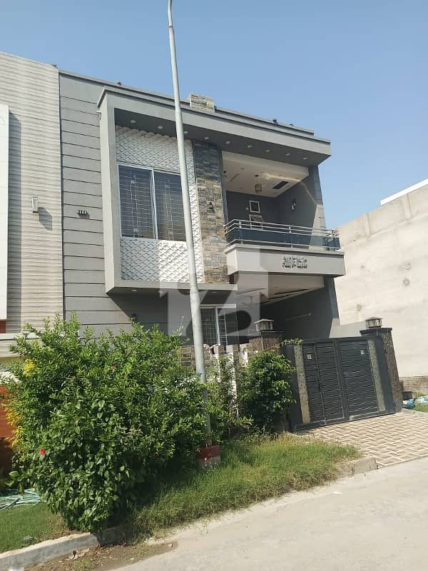 10 Marla Upper Portion Available For Rent 10 Marla Upper Portion Available For Rent