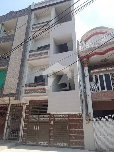سیٹیلائیٹ ٹاؤن راولپنڈی میں 4 مرلہ Studio عمارت 6.5 کروڑ میں برائے فروخت۔