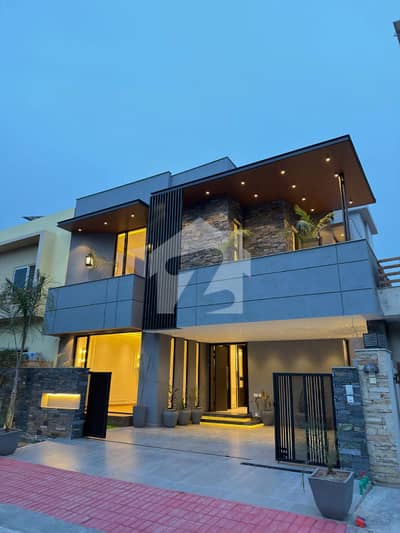 Fair-Priced 10 Marla House Available In Top City 1