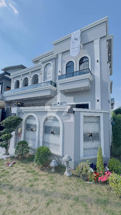 10 Marla Corner Modern Brand New House For Sale In DC Colony