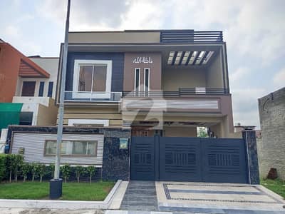 10 marla Lavish modern house for Sale in DC colony