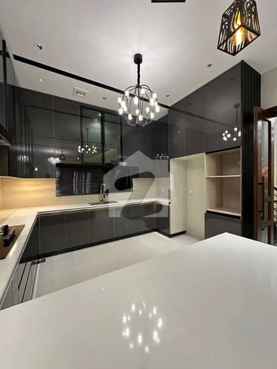 Faisal Town Upper Portion For Rent 10 Marla