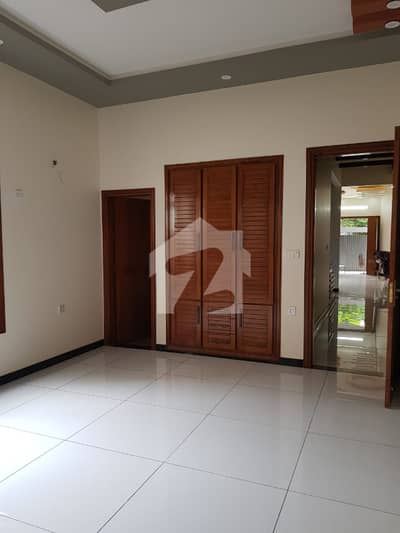 3 Bed DD Safari Height Flat For Sale In Gulistan-E-Jauhar Block 15