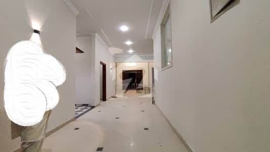Independent Bungalow Available For Rent For Commercial Purpose In Gulshan-E-Iqbal Block 4 Independent Bungalow Available For Rent For Commercial Purpose In Gulshan-E-Iqbal Block 4