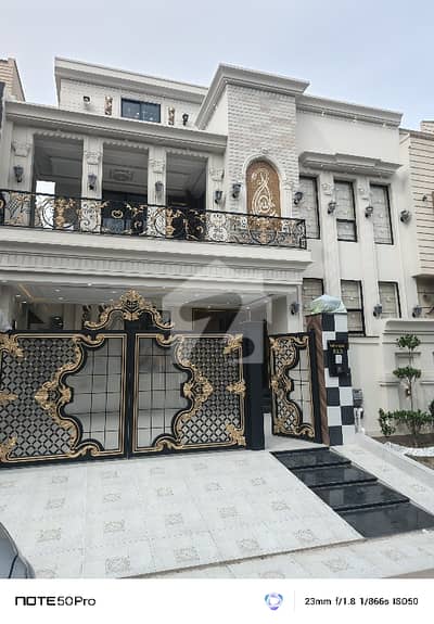 10 Marla Lavish Brand New House For Sale DC Colony