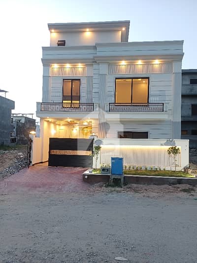 House Of 6 Marla Is Available In Contemporary Neighborhood Of Mumtaz City