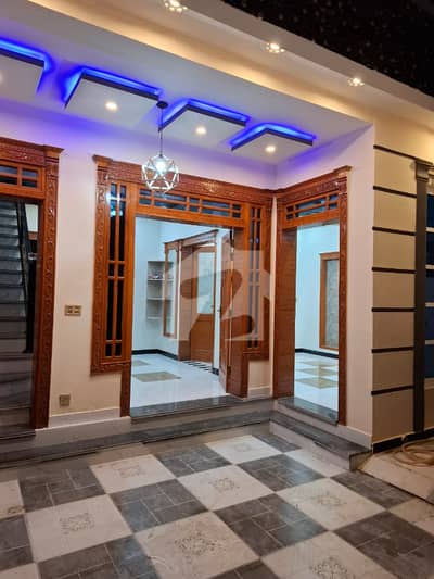 جی ۔ 13/1 جی ۔ 13,اسلام آباد میں 4 کمروں کا 4 مرلہ مکان 4.1 کروڑ میں برائے فروخت۔