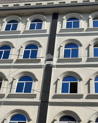 مری روڈ راولپنڈی میں 11 کمروں کا 12 مرلہ عمارت 23.5 کروڑ میں برائے فروخت۔