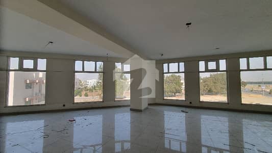 Office Available For Rent In Zulfiqar Commercial With Lift And Standby Generator