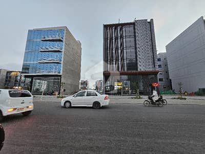 ذوالفقار کمرشل ایریا ڈی ایچ اے فیز 8,ڈی ایچ اے ڈیفینس,کراچی میں 9 مرلہ Studio دفتر 3.0 لاکھ میں کرایہ پر دستیاب ہے۔