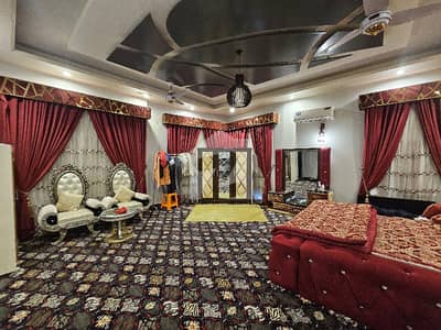 1000 Square Yards Bungalow For Sale In Zone A Phase 8
